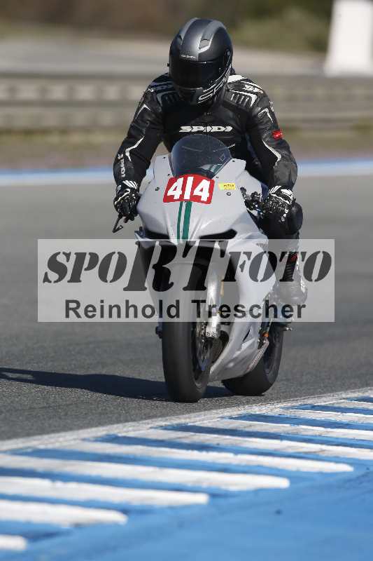 /Archiv-2024/02 29.01.-02.02.2024 Moto Center Thun Jerez/Gruppe gruen-green/414